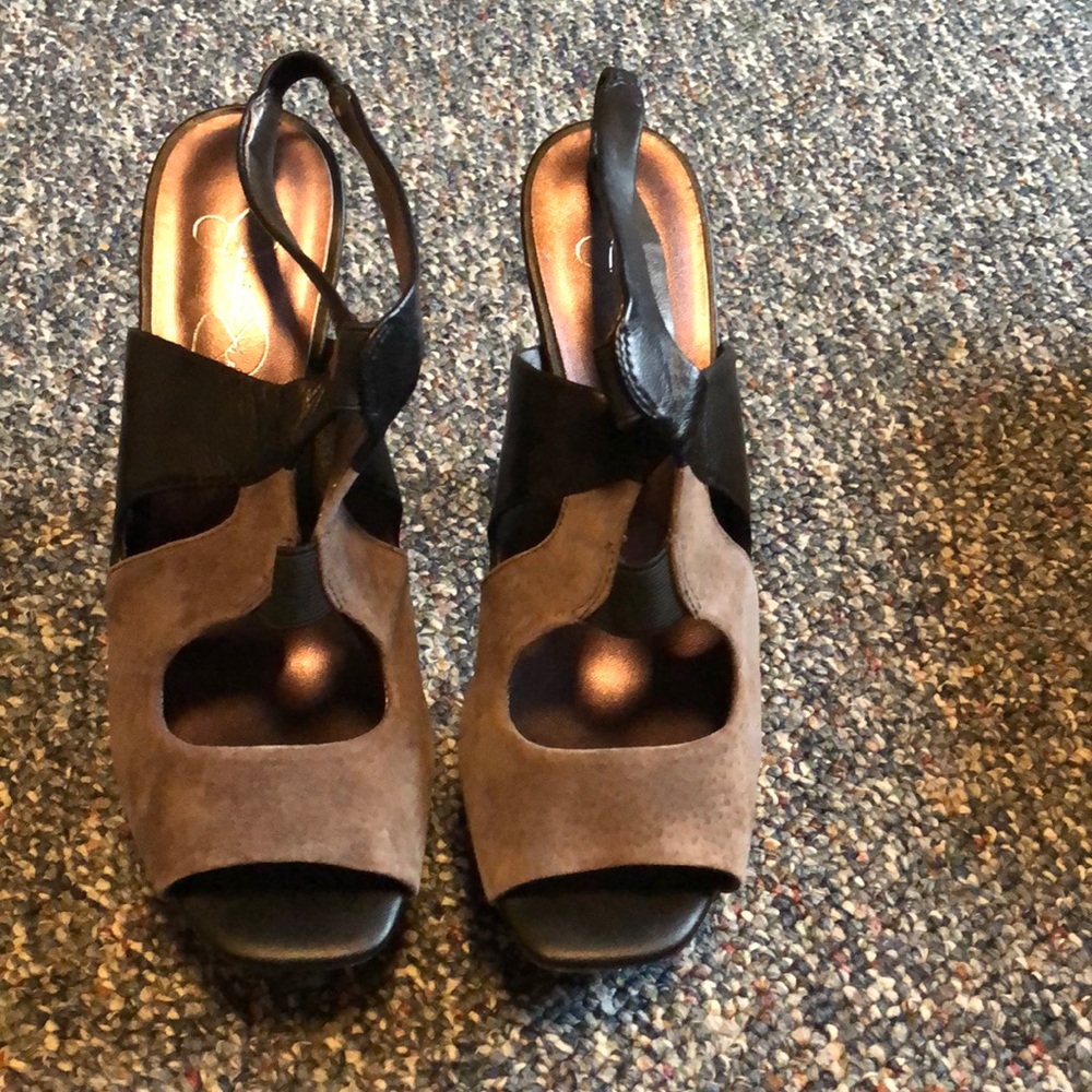 Snakeskin open toe pumps. Never been worn